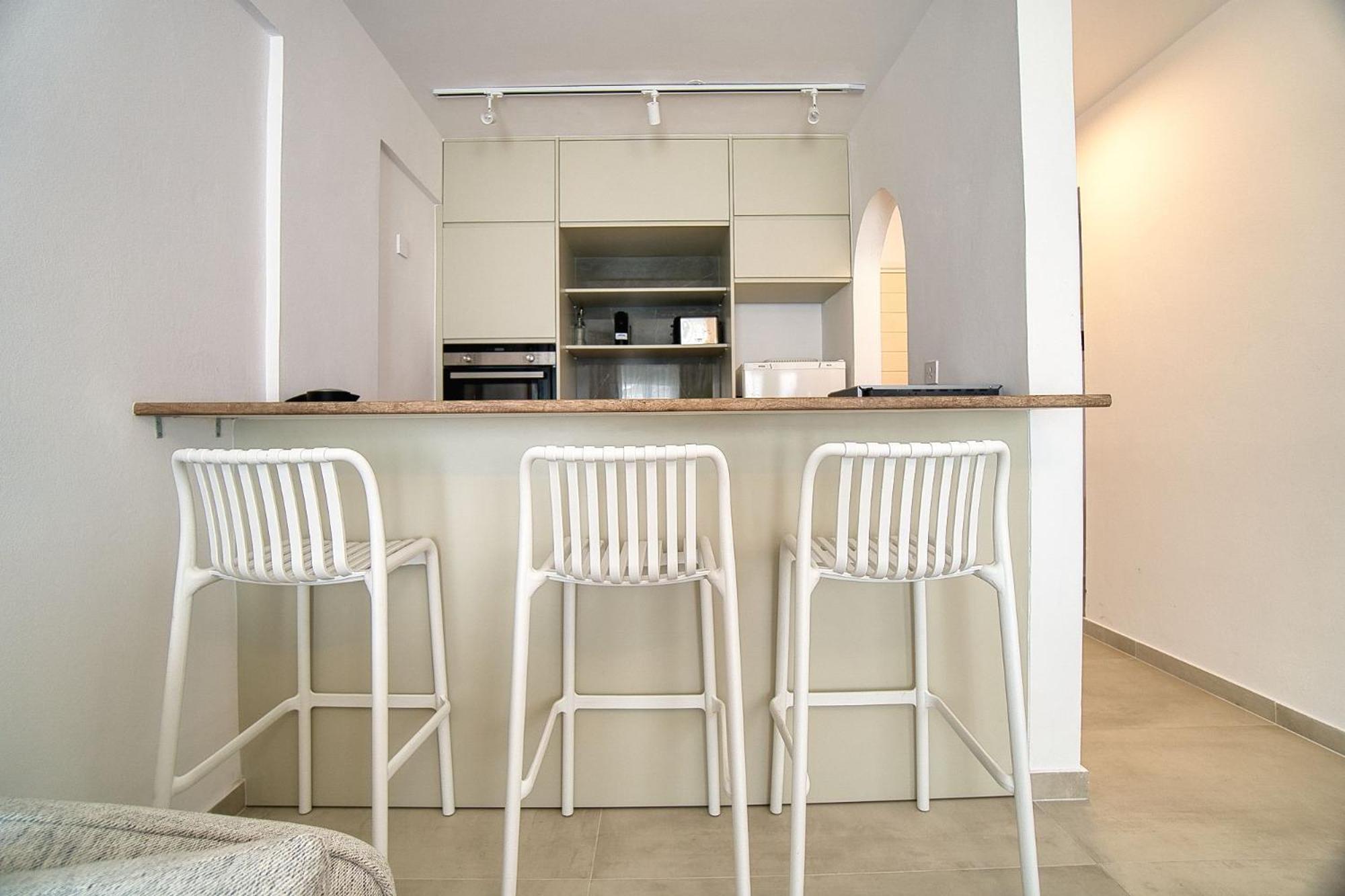 Diamond 206 Paphos